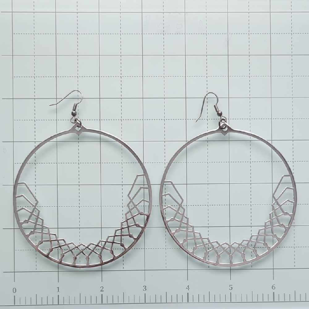 Silver Filigree Hoop Earrings with Intricate Design